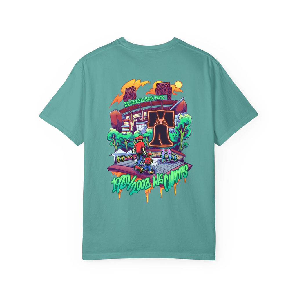 PHILLIES Graphic T-Shirt / Vintage Graffiti Liberty Bell/Citizens Bank Park Tee