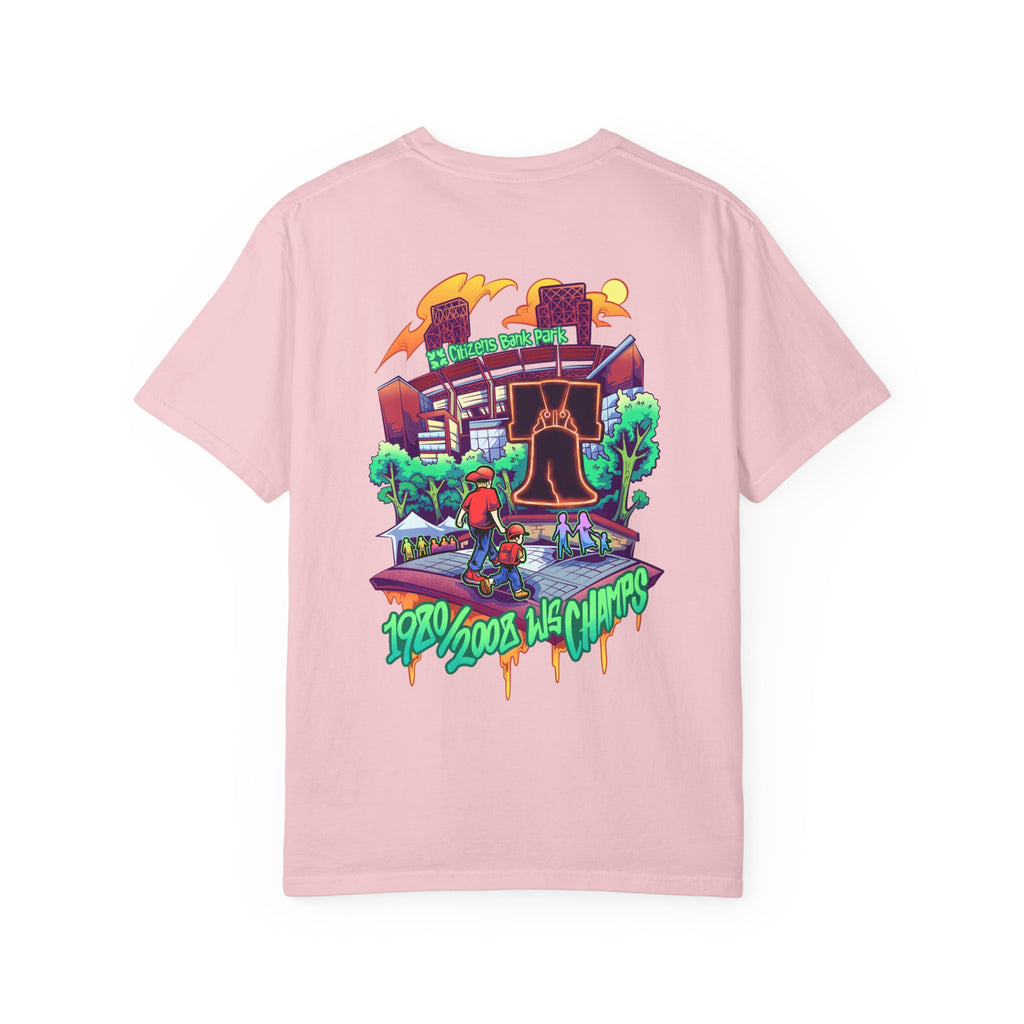 PHILLIES Graphic T-Shirt / Vintage Graffiti Liberty Bell/Citizens Bank Park Tee