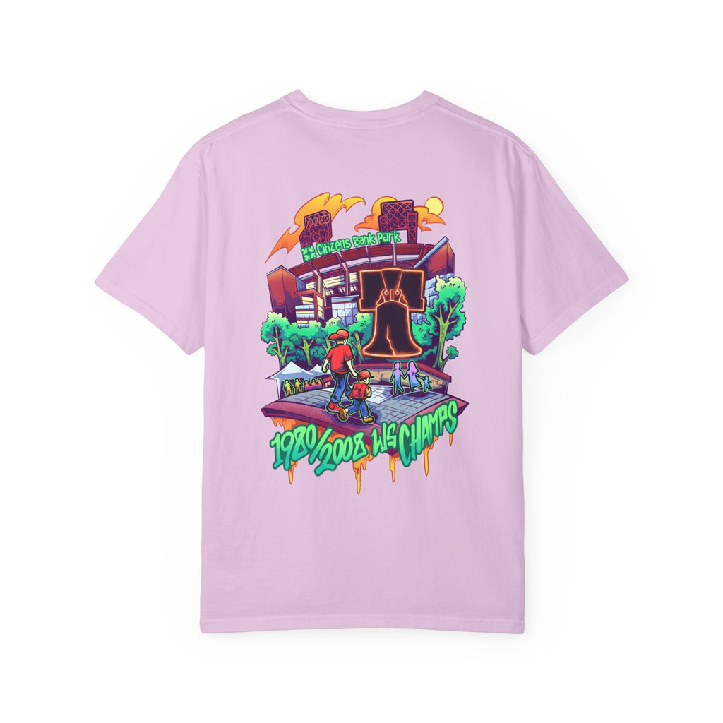 PHILLIES Graphic T-Shirt / Vintage Graffiti Liberty Bell/Citizens Bank Park Tee